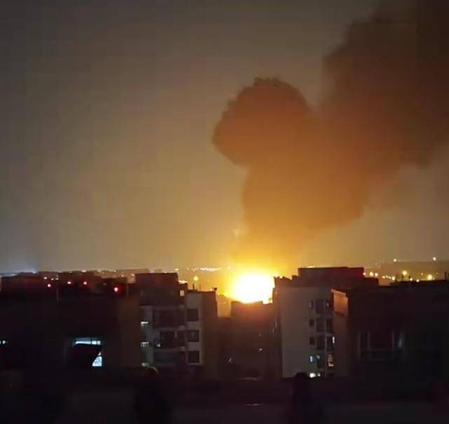 成都爆炸事件揭秘，蘑菇云真相及官方通报
