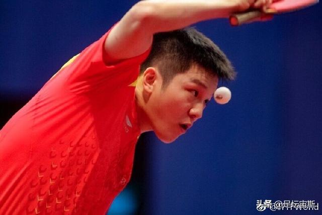 樊振东与许昕的男团比赛璀璨双星搭档亮相