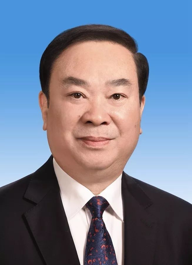 财政部一正三副部长发声，政策解读与小巷特色小店探秘！