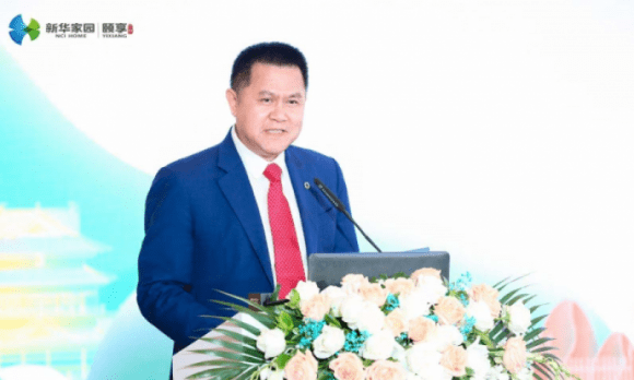 新华保险原董事长李全被遭逮捕，变化、学习与励志之路的警示