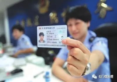 关于投诉噪音遭退休局长儿子踹门报复事件的探讨与反思