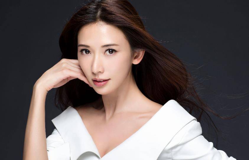林志玲与言承旭最新动态揭秘，科技新品亮相，感受未来生活魅力