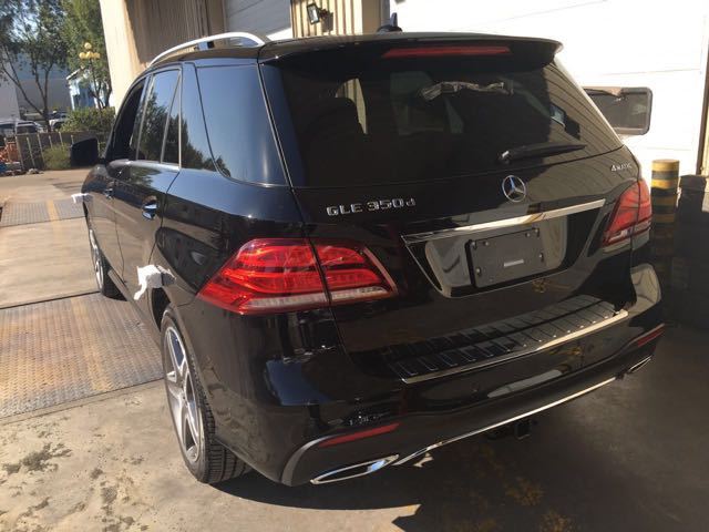 GLE350D奔驰最新报价及豪华SUV市场定位与价格分析