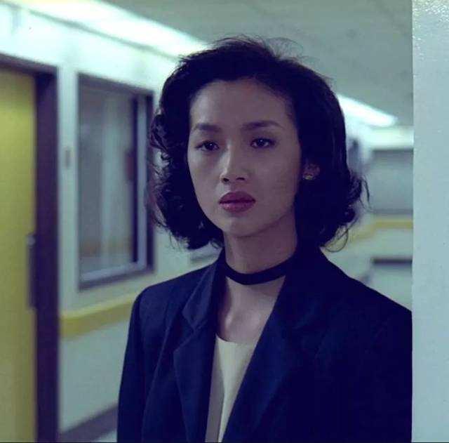最新眉毛流行趋势，时尚潮流尽在掌握！