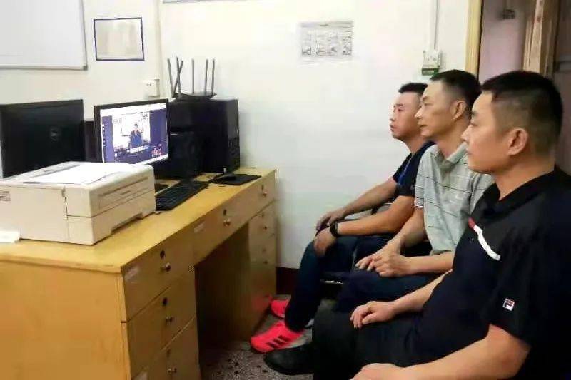 池莉最新作品，时代背景下的深度探索之旅