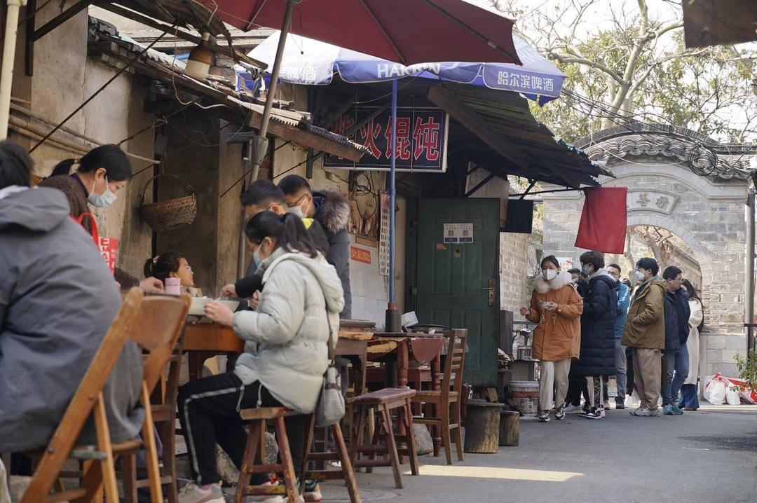 最新幼儿身高体重表及小巷深处的特色小店探秘