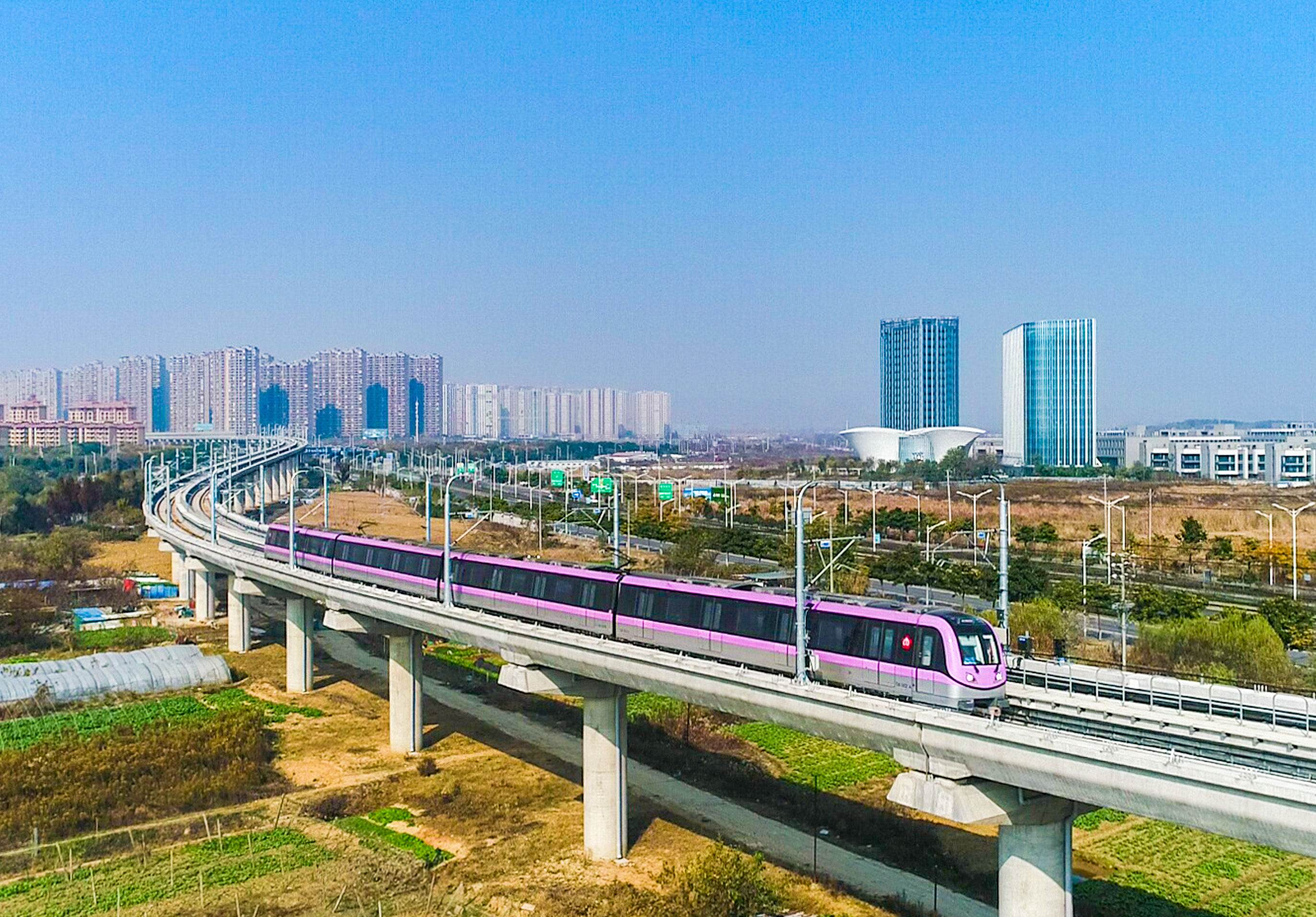 S6宁句轻轨最新动态，科技之翼引领城市新时代