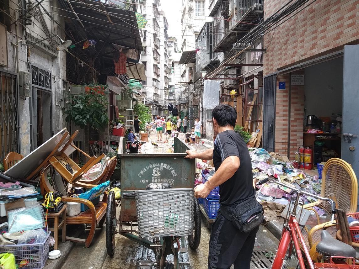 台风来袭，小巷深处的独特风味小店探秘，四号台风最新消息回顾 2017年台风四号动态
