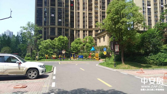 上顿渡最新二手房，投资与居住的优选之地