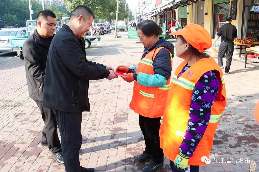 K787次列车最新时刻表及旅途中的温暖时光