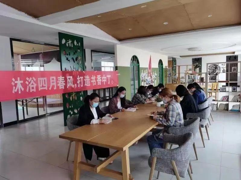 最新时政书籍，时代脉搏的见证与解读