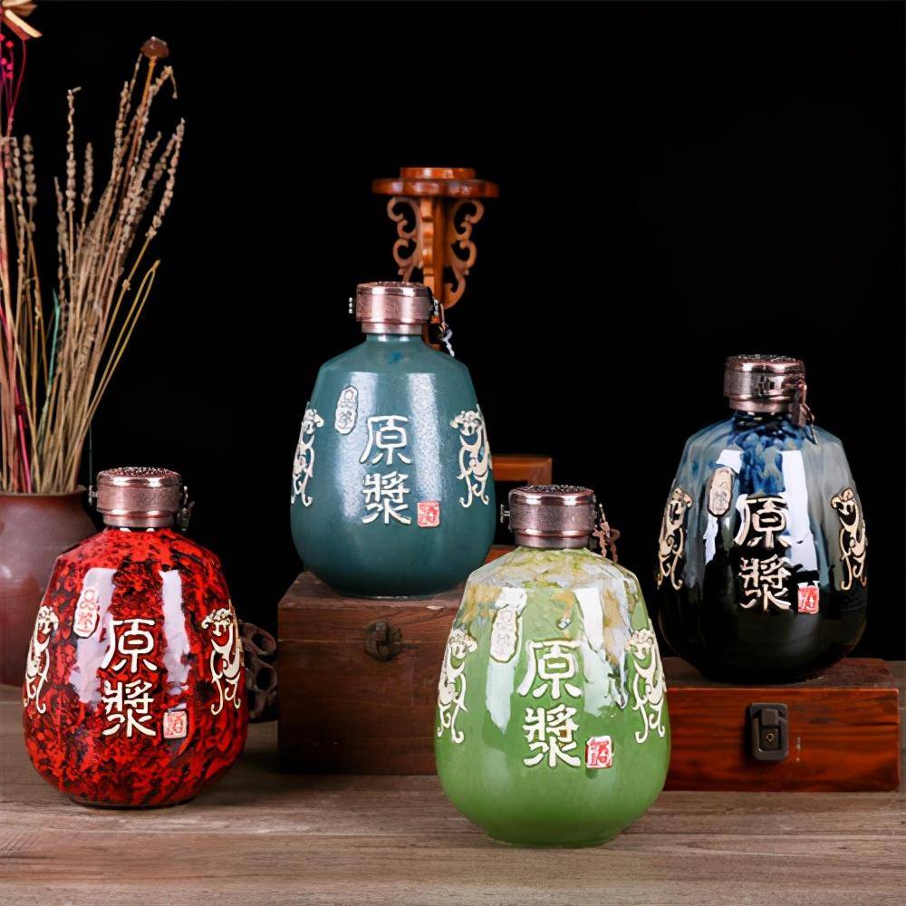 最新白酒瓶设计，时尚潮流与品酒文化的完美融合
