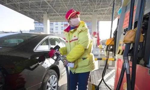 最新发改委油价调整详解，应对油价变动的步骤指南