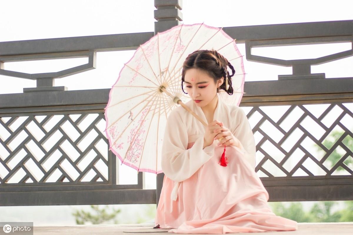 Abbyahy最新小说揭秘，高科技产品的精彩世界介绍