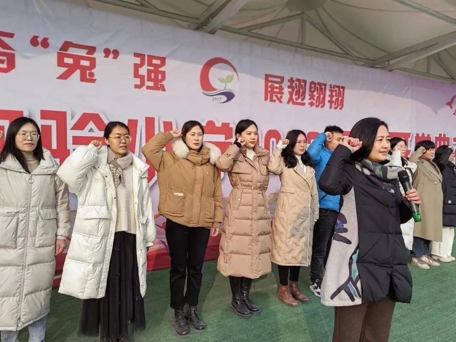 定陶最新车祸背后的故事，自然美景的力量与心灵的探索之旅