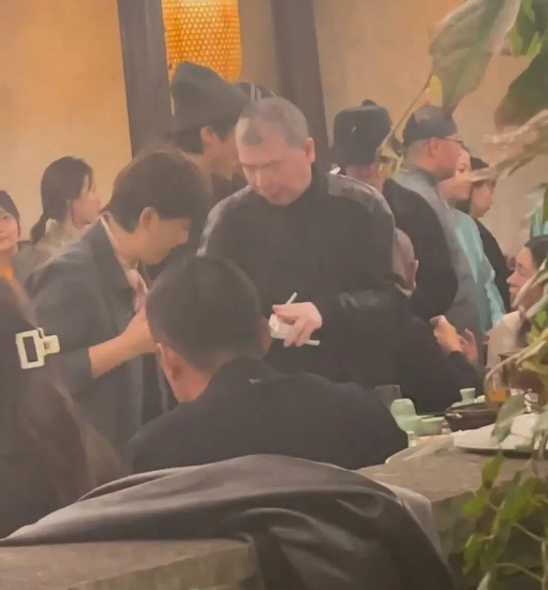 敬酒服最新潮流，展现变化的力量与自信的绽放