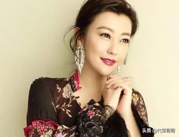 最新小娘惹在线，拥抱自然，内心的宁静之旅