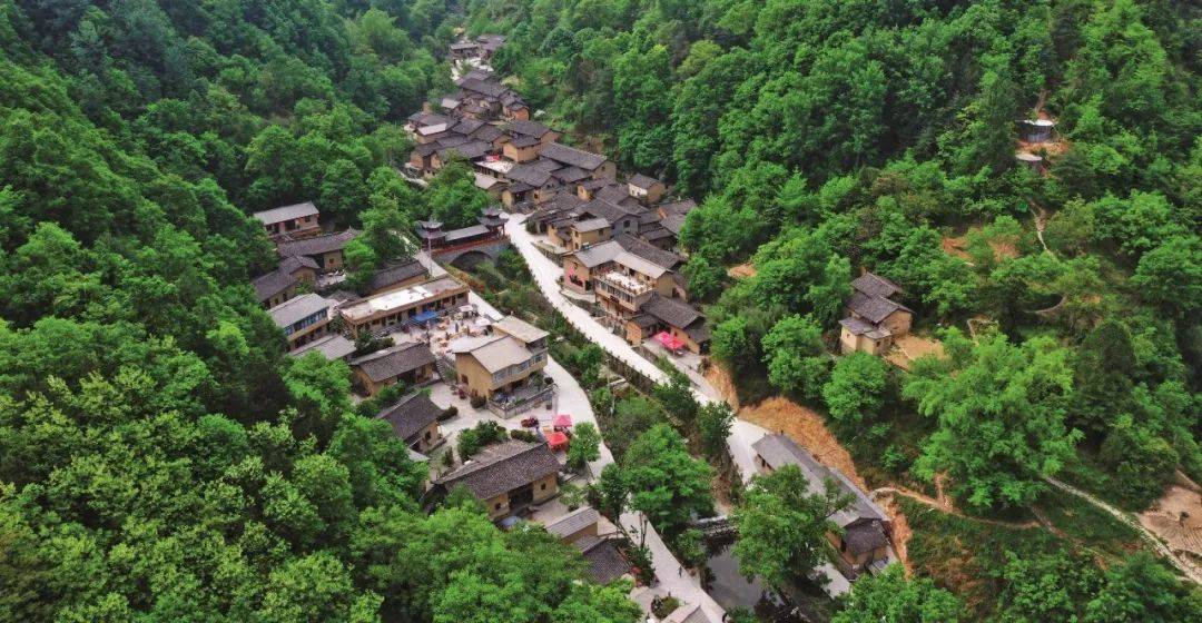 干一镇最新探索，自然美景的轻松之旅