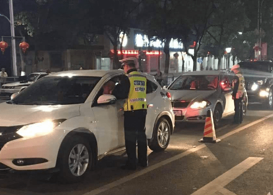 最新驾车撞人事件深度探讨与分析