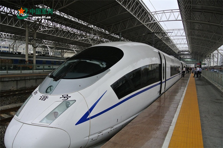 高铁最新动态，速度与亲情的交织之旅