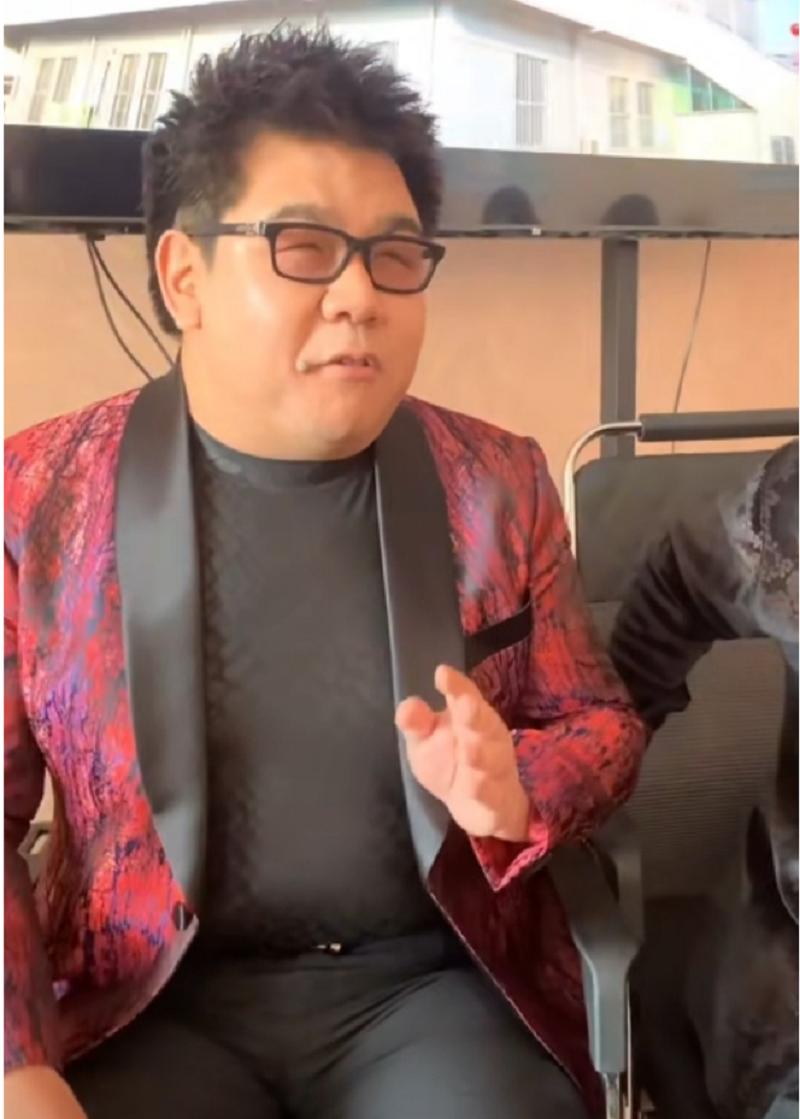 中国未婚女明星的励志故事，自信、变化与成长之路