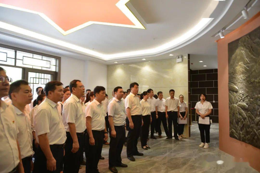 格尔木最新规划，城市变迁中的自信与成就感之源