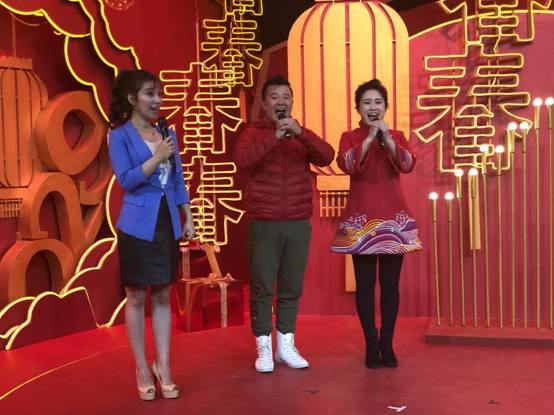 白鸽小品最新，欢乐无限，领略精彩瞬间！