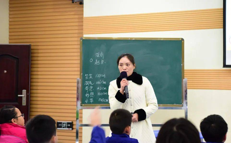 国外进京最新动态深度解析，聚焦要点悉数呈现