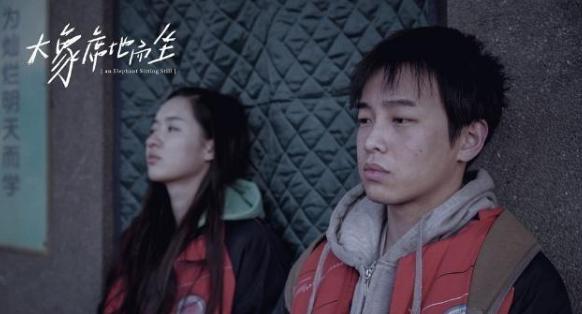王俊凯最新综艺节目，探索小巷隐藏宝藏，感受特色小店的无限魅力