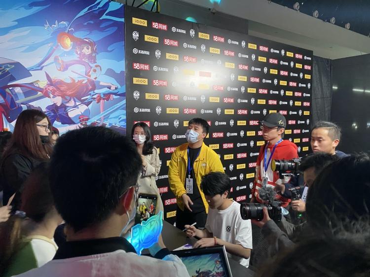最新网战掀起全民电竞热潮
