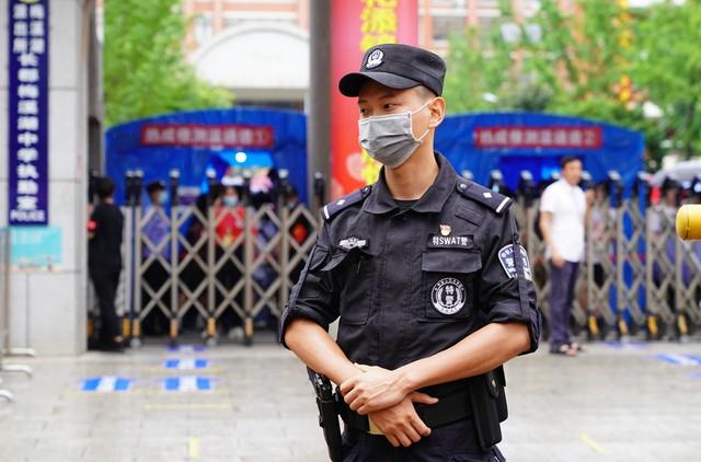 最新招聘保安及其高科技产品概述