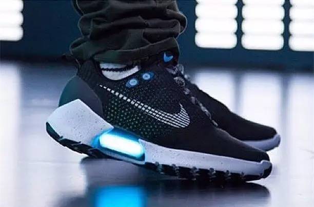 Nike最新广告，超越时代的运动之魂，激发无限潜能