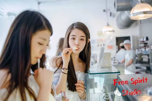 主播菲菲探秘，小巷中的美食天堂最新报道