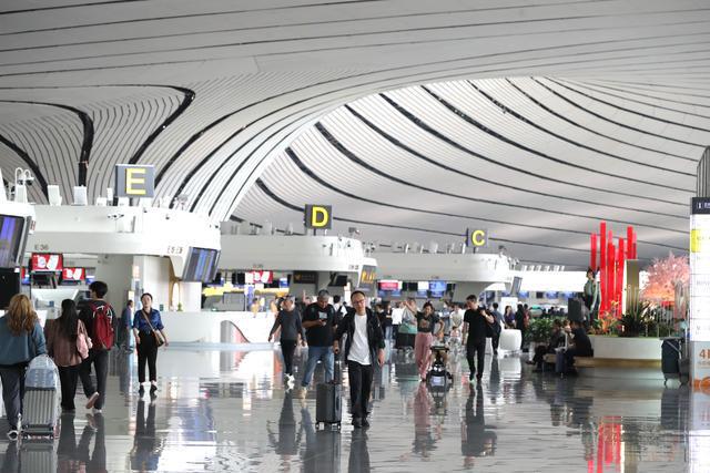 大兴机场最新旅客量揭秘，旅客流动情况大放送！