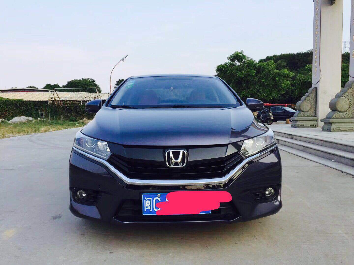 本田最新车型，体验车内的温馨日常