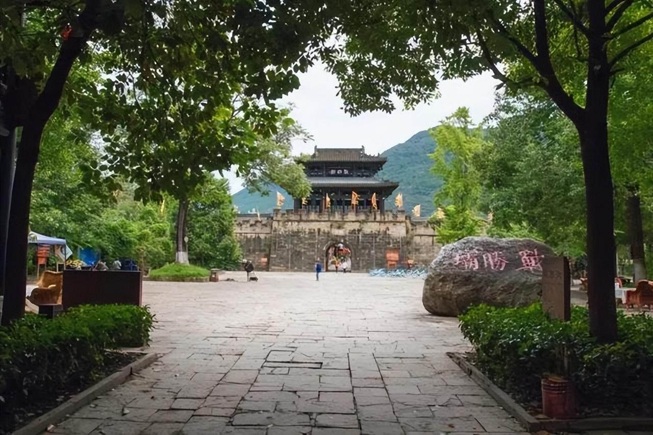 婴儿房最新设计，小巷中的隐秘婴儿天地