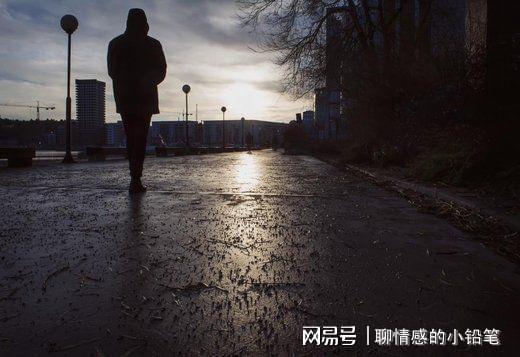 情感与生活交织的心酸时刻，最新心酸说说回顾 2019