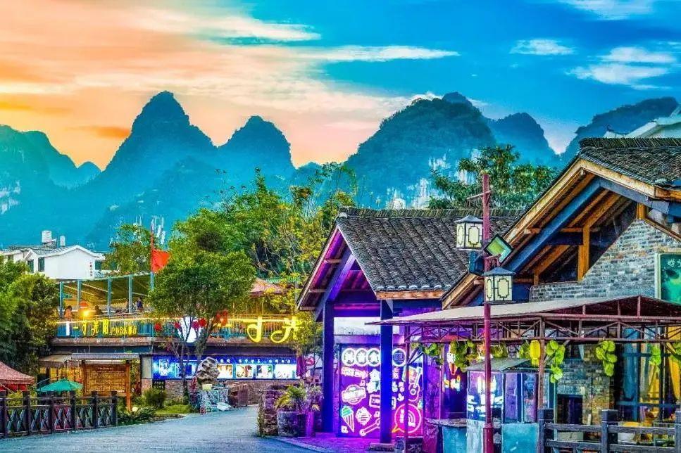新兴义市发展视角下的深度分析与观点总结
