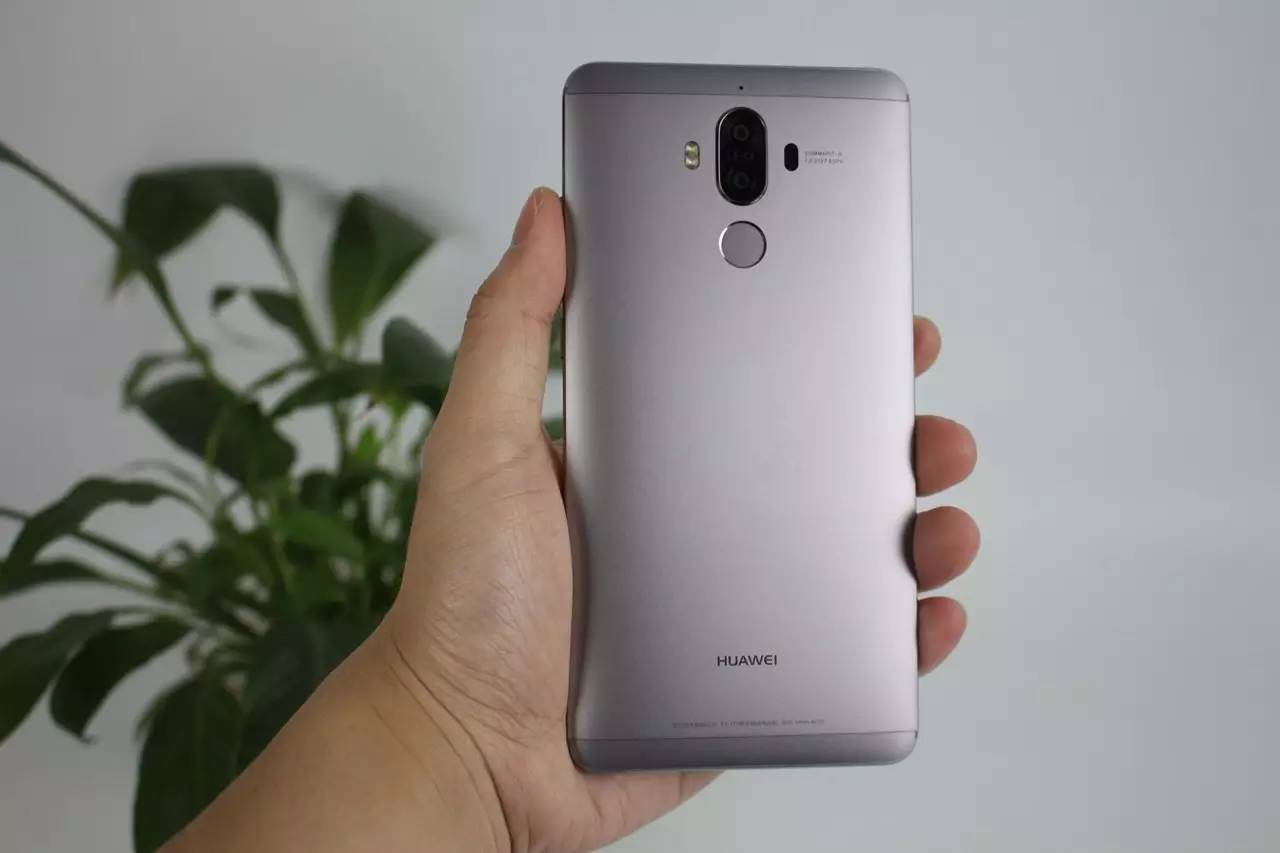 华为Mate 10最新价格深度分析与观点阐述