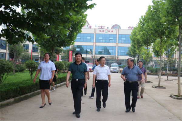 格尔木新任领导揭秘，小巷中的独特小店探秘之旅！