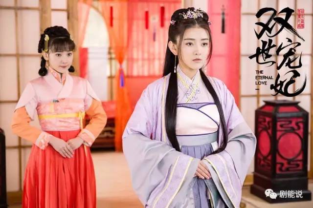 双世宠妃演员风采，变化、学习与自信的力量展现图片风采。