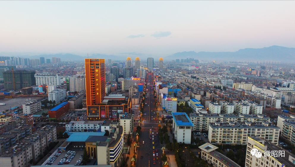 昭阳区城市规划图揭秘，彩色日常与温情故事