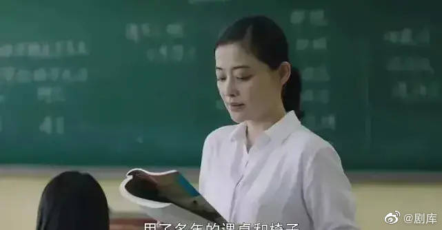 爱闪亮的演员，星光之旅的温馨日常