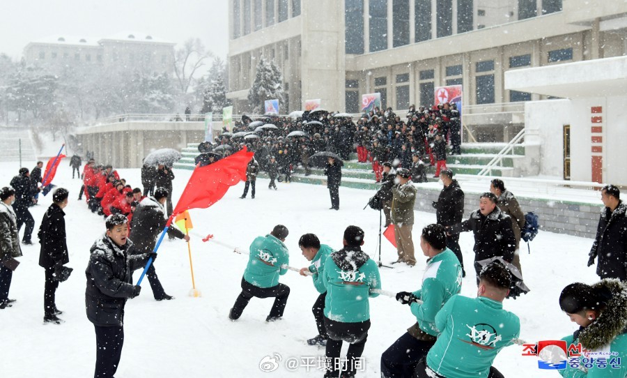 雪中燃烧新篇章，知识砥砺中的自信闪耀之路