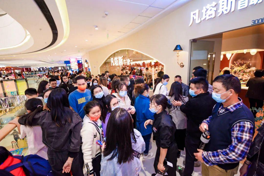 万达最新楼盘，城市新地标，品质生活的开启篇章
