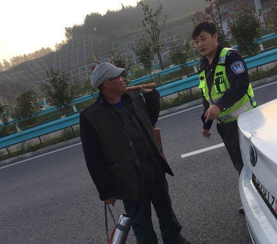 沿德高速最新动态，探寻小巷中的独特风味美食之旅