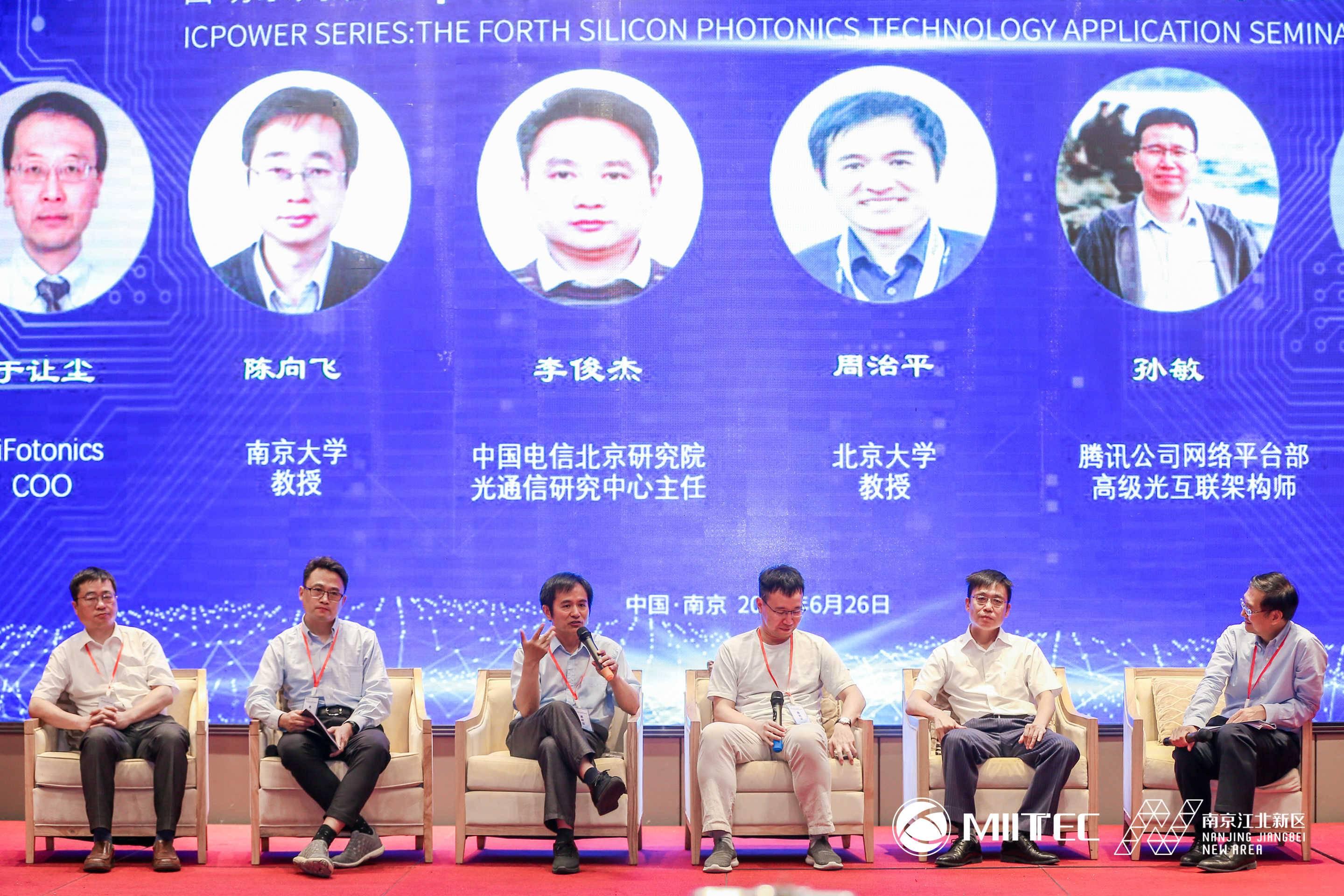 聚应用app最新版，学习变化，自信成就梦想之路