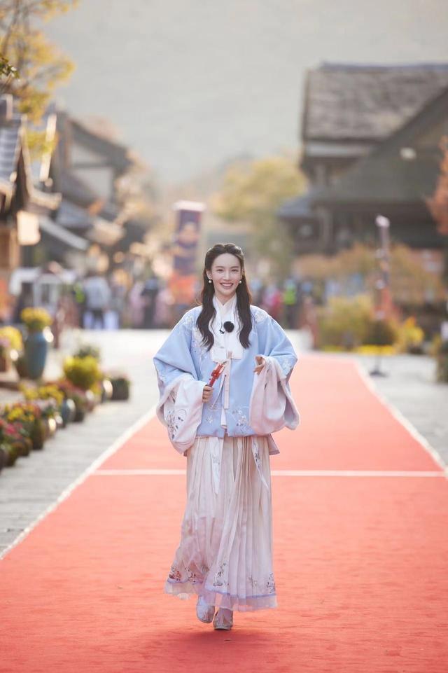 最新傣族舞，领略独特风情韵味的美妙舞蹈