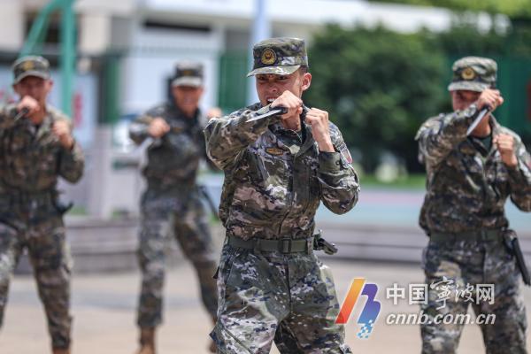 武警最新动态，走进自然，心灵探索之旅开启
