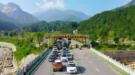 六安最新路，励志之路通向成功